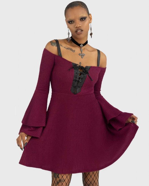 DRESSES
