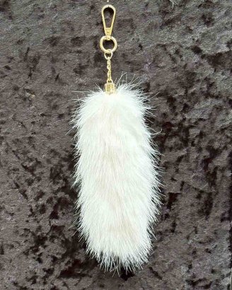 nyckelring-svans-vit