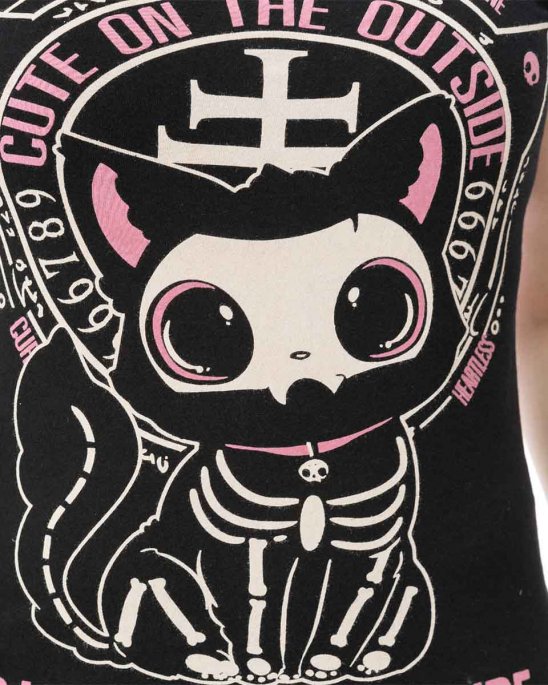 cupcake-cult-tshirt-cute-on-the-outside