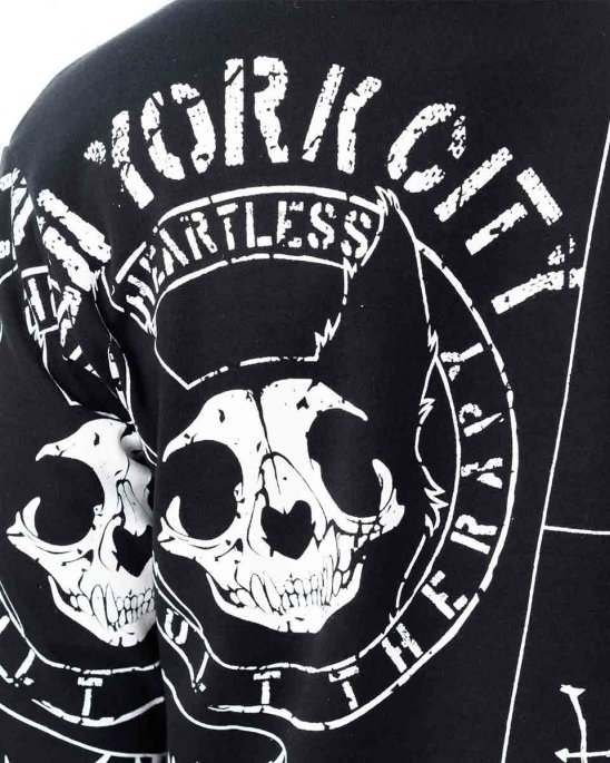 hoodie-dark-academia-heartless