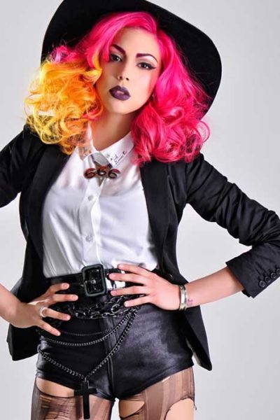 hot-hot-pink-manic-panic-amplified-hårfärg