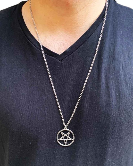 pentagram-halsband-med-kedja