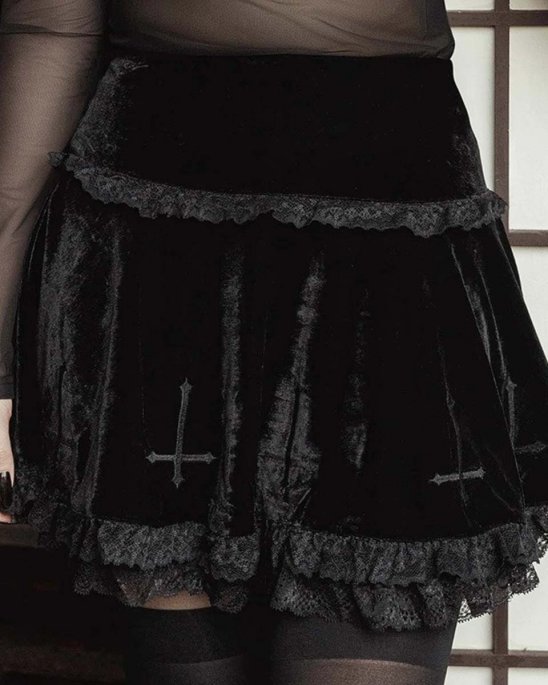 moon-attic-kjol-svart-sammet-kors