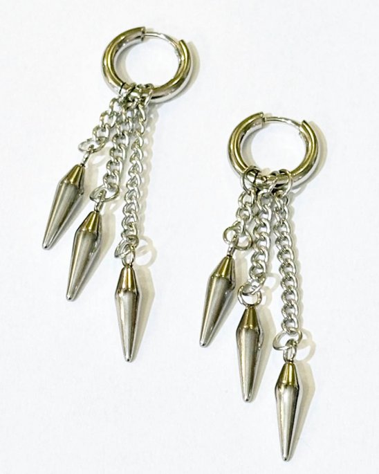 örhängen-med-hängande-nitar-silver