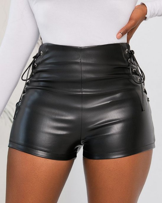 shorts-korta-vegan-läder-med-snörning