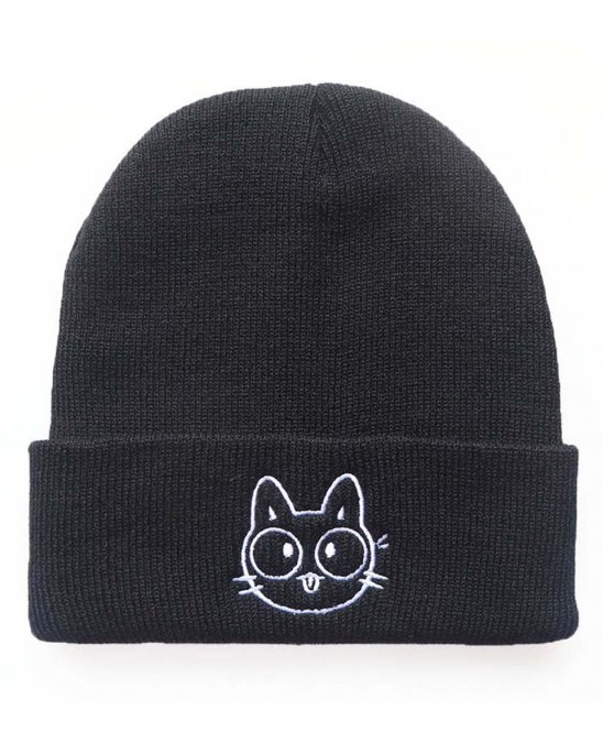 svart-mössa-broderat katt